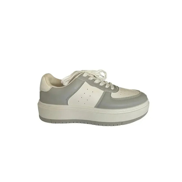 NWOT Madden Girl Women’s Natalie Ledge Platform Sneakers Gray and White Size 8.5 - Picture 4 of 9